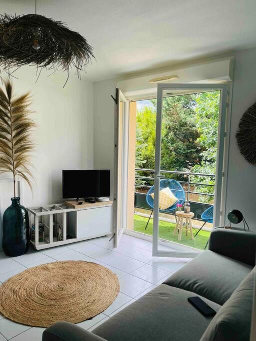 Appartement Cosy, Calme, Lumineux, Balcon, Parking Сарла-ла-Канеда Экстерьер фото