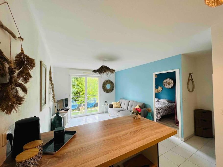 Appartement Cosy, Calme, Lumineux, Balcon, Parking Сарла-ла-Канеда Экстерьер фото